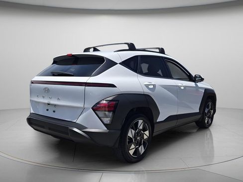 Certified 2025 Hyundai Kona SEL FWD image 8