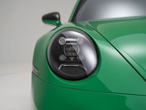 Used 2022 Porsche 911 GT3 image 11