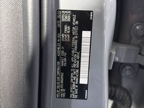 Used 2024 Volvo S60 B5 Plus AWD/4WD image 37