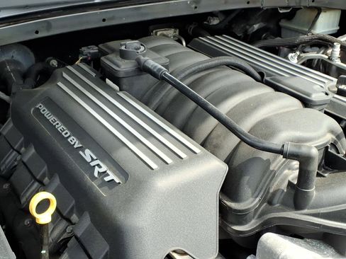 Used 2018 Dodge Charger R/T Scat Pack w/ Driver Confidence Group RWD image 32