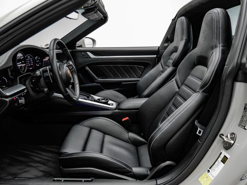 Used 2022 Porsche 911 Targa 4S AWD/4WD image 43