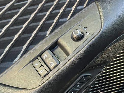 Used 2025 Dodge Charger Daytona R/T w/ Plus Group image 18