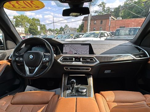 Used 2023 BMW X5 xDrive40i w/ Premium Package AWD/4WD image 21