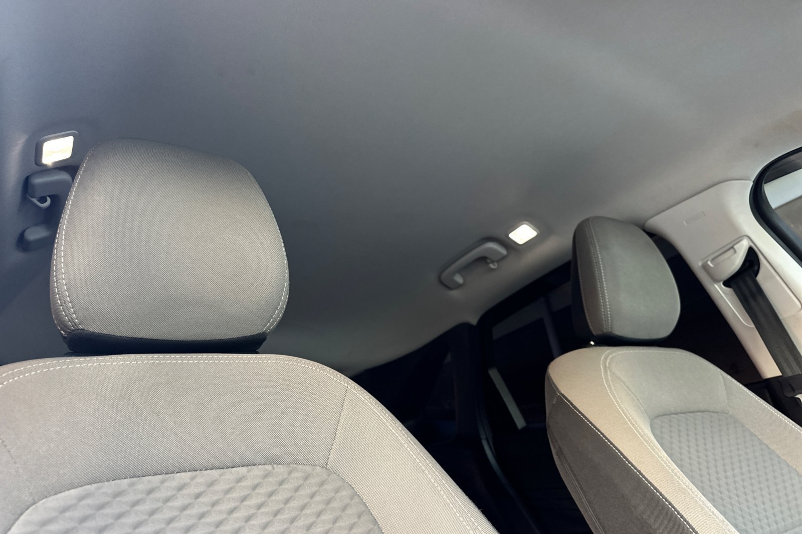 Used 2022 Ford Escape SE w/ SE Sport Appearance Package FWD image 18