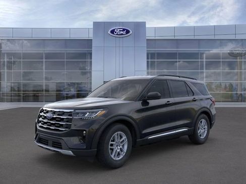 New 2025 Ford Explorer Active w/ Active Comfort Package image 1