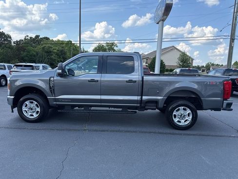 Used 2025 Ford F250 XLT AWD/4WD image 28