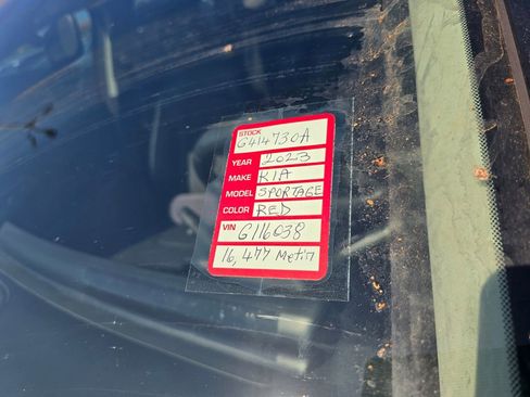 Certified 2023 Kia Sportage SX FWD image 5