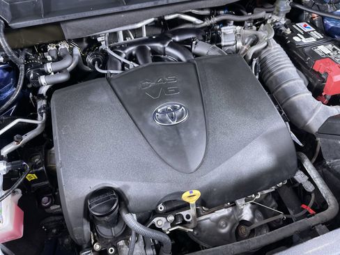 Used 2021 Toyota Highlander XSE AWD/4WD image 30