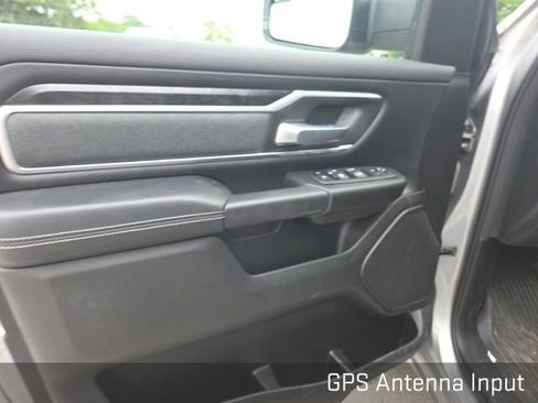 Used 2022 RAM 1500 Big Horn AWD/4WD image 10