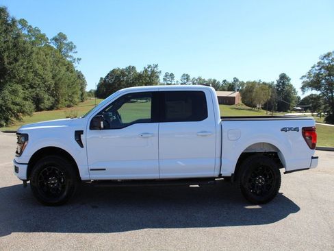 New 2025 Ford F150 XLT w/ Equipment Group 302A MID image 12