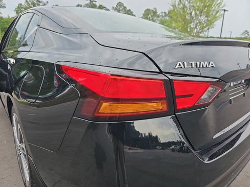 Used 2024 Nissan Altima 2.5 SL FWD image 42