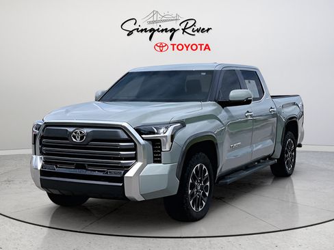 Used 2026 Toyota Tundra Limited AWD/4WD image 3