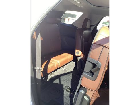 Used 2018 Chevrolet Traverse High Country image 51