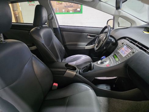 Used 2012 Toyota Prius Four FWD image 24