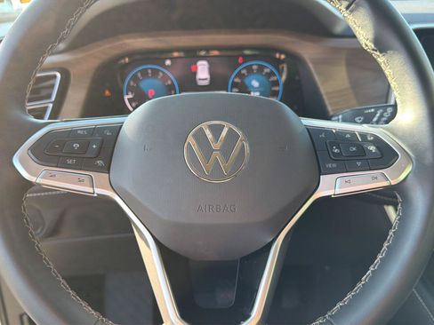 Used 2024 Volkswagen Atlas SE FWD image 21
