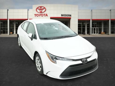 New 2026 Toyota Corolla LE image 32