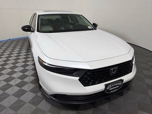 Used 2025 Honda Accord SE image 8