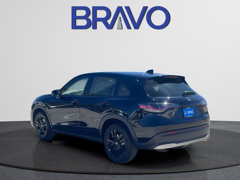 New 2026 Honda HR-V Sport image 8
