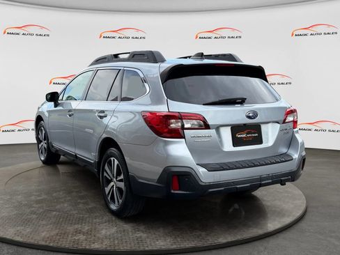Used 2018 Subaru Outback 3.6R Limited AWD/4WD image 8