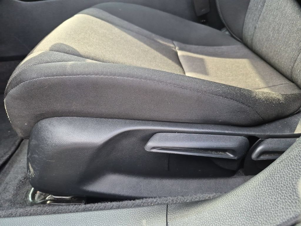 Used 2025 Honda Accord LX image 14