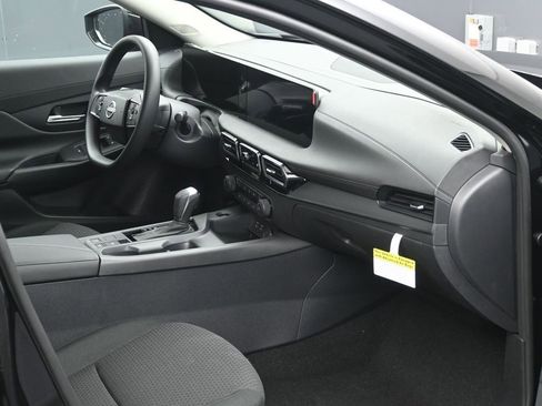 New 2026 Nissan Sentra S w/ S Cold Weather Package FWD image 6