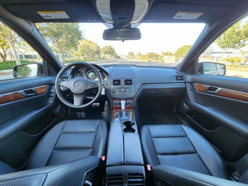 Used 2011 Mercedes-Benz C 300 Sedan image 20