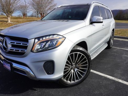 Used 2017 Mercedes-Benz GLS 450 4MATIC image 8