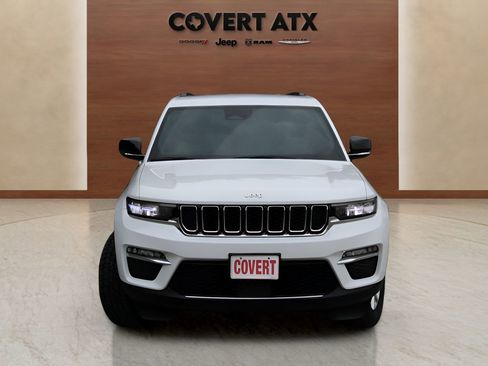 Used 2023 Jeep Grand Cherokee Limited w/ Trailer Tow Prep Group (B) AWD/4WD image 8