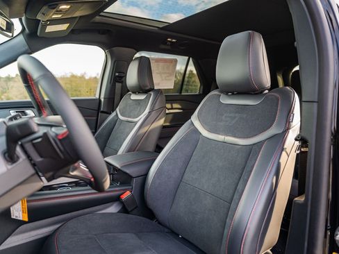 New 2026 Ford Explorer ST w/ Sun And Sound Package image 16