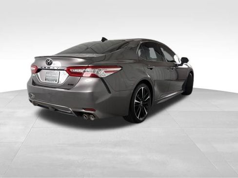 Used 2020 Toyota Camry XSE image 7