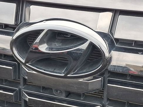 Used 2023 Hyundai Palisade SEL w/ Premium Package image 4