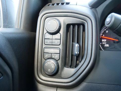 Used 2022 Chevrolet Silverado 1500 Custom Trail Boss image 23