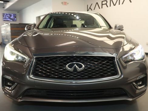 Used 2021 INFINITI Q50 Luxe image 2