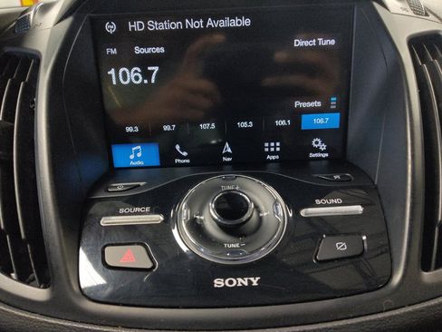 Used 2019 Ford Escape Titanium AWD/4WD image 25