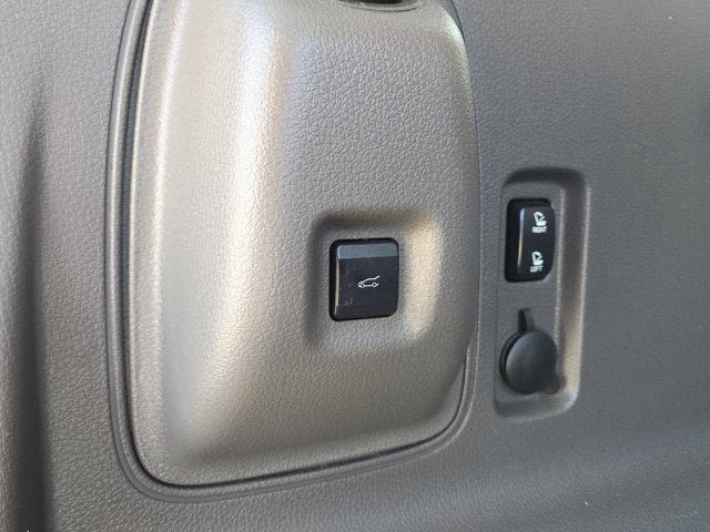 Used 2010 Lincoln MKX 2WD image 17