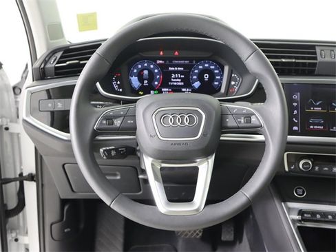 Certified 2025 Audi Q3 2.0T Premium w/ Convenience Package image 20