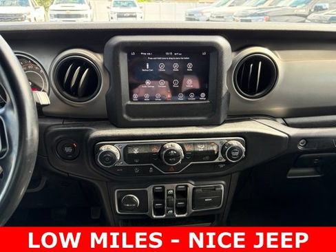 Used 2020 Jeep Wrangler Unlimited Sport S AWD/4WD image 22