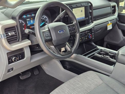 Used 2024 Ford F250 XLT w/ FX4 Off-Road Package image 10