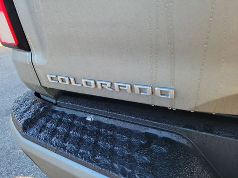 Used 2023 Chevrolet Colorado LT w/ LT Convenience Package image 21