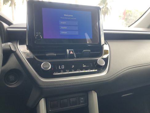 Certified 2025 Toyota Corolla Cross LE FWD image 25