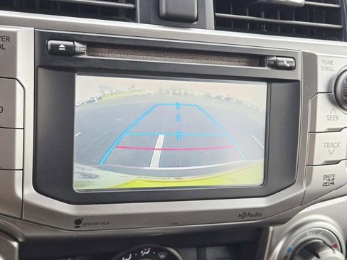 Used 2015 Toyota 4Runner SR5 image 31