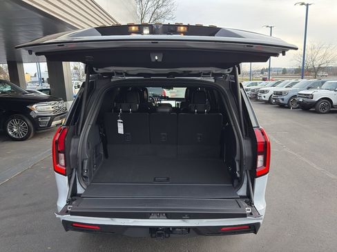 New 2026 Ford Expedition Tremor image 6