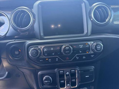 Used 2021 Jeep Wrangler Unlimited Rubicon image 12