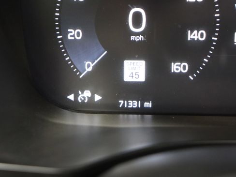 Used 2021 Volvo XC60 T5 Inscription w/ Advanced Package image 44