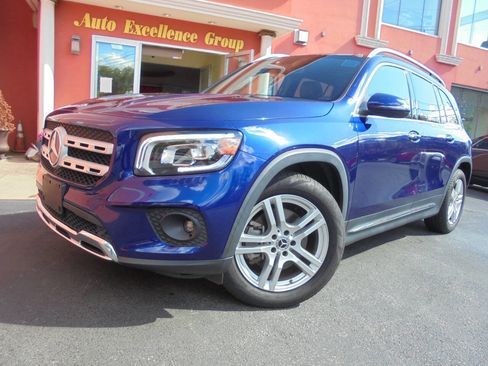 Used 2020 Mercedes-Benz GLB 250 4MATIC w/ Premium Package image 40