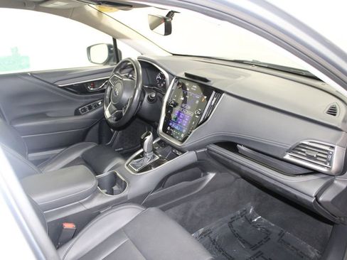 Used 2022 Subaru Outback Limited image 27