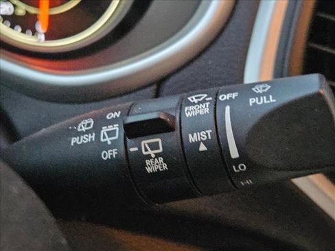 Used 2017 Jeep Cherokee Latitude w/ Safety/Convenience Group image 12