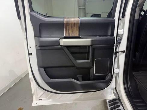 Used 2020 Ford F150 Lariat w/ Equipment Group 502A Luxury image 21