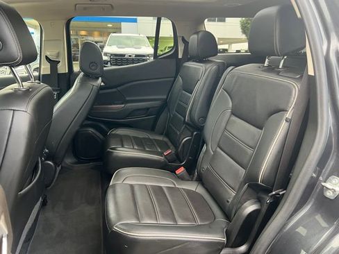 Used 2022 GMC Acadia Denali w/ Denali Ultimate Package image 14