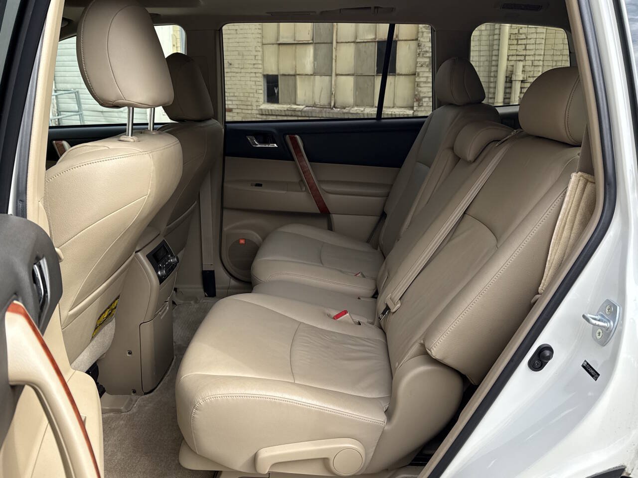 Used 2008 Toyota Highlander Limited AWD/4WD image 30